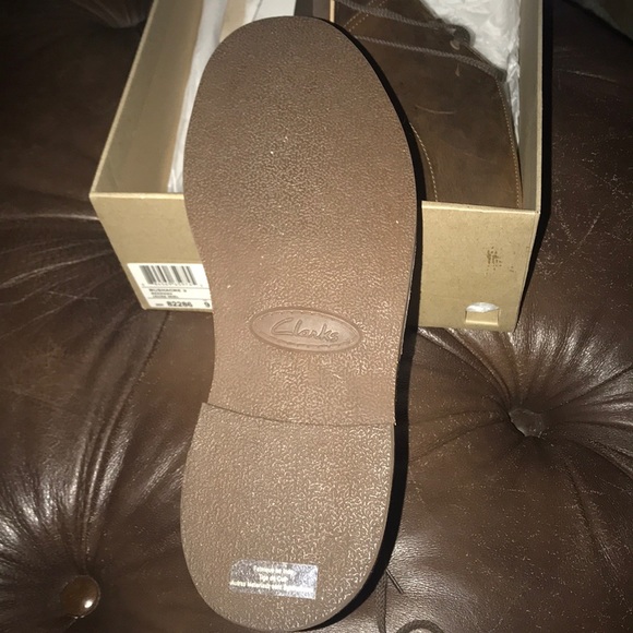 Clark’s Men’s leather boots - Picture 3 of 3
